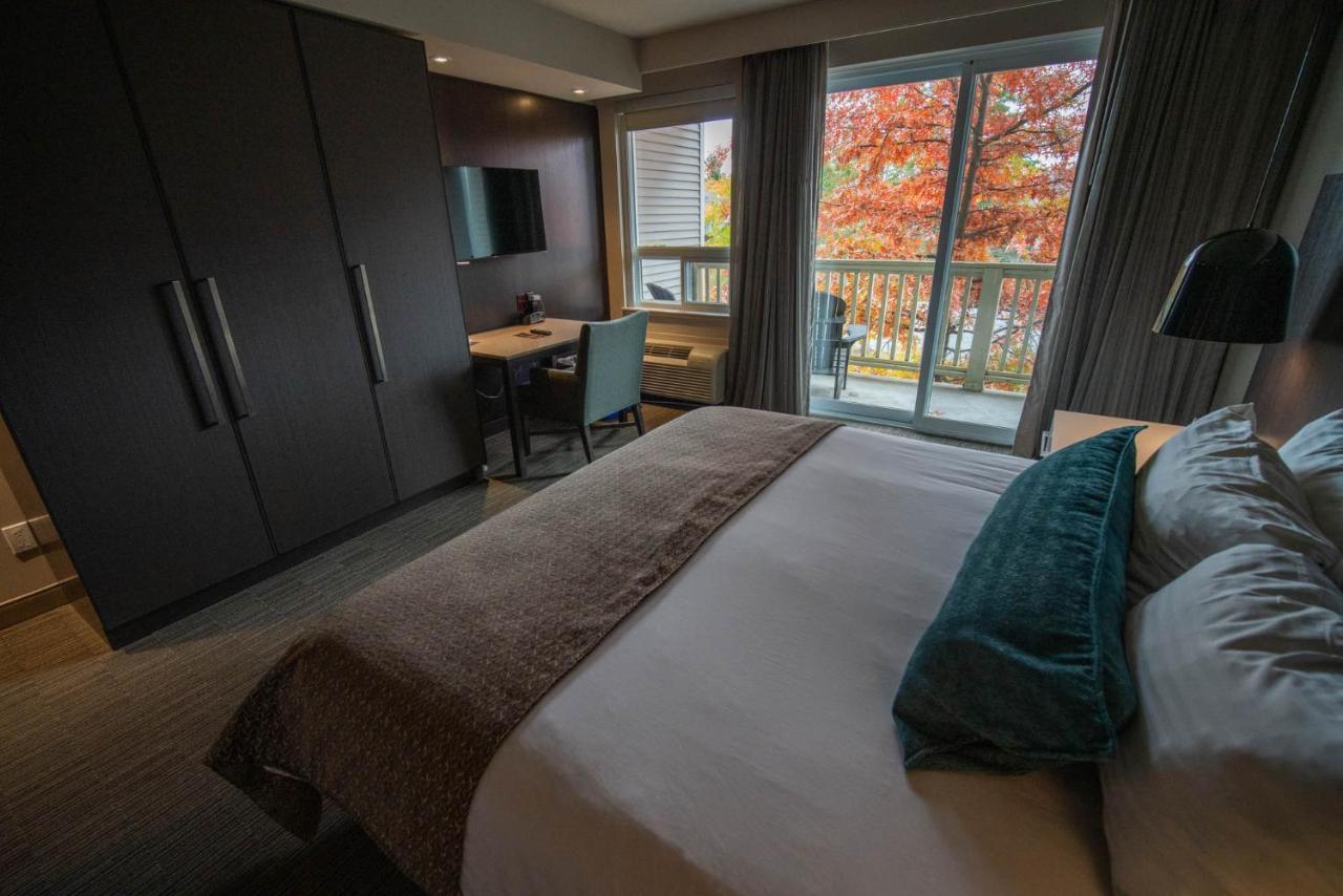 Taboo Muskoka Hotel Gravenhurst Exterior photo