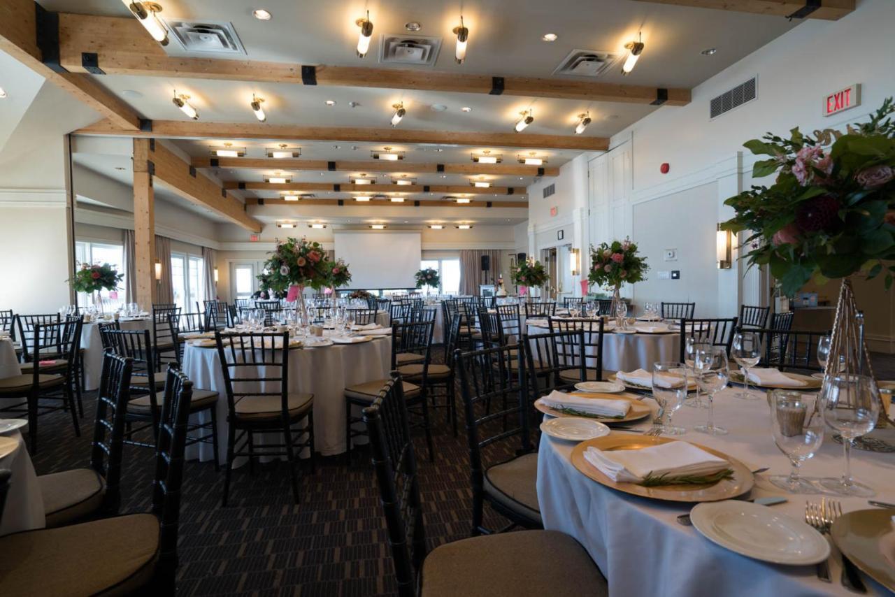 Taboo Muskoka Hotel Gravenhurst Exterior photo
